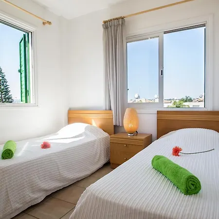 Sirena Bay Holidays Penthouse Протарас