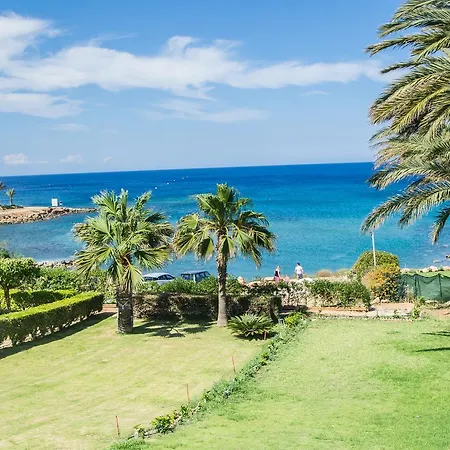Апартаменты Sirena Bay Holidays Penthouse *